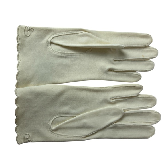 VTG Marshall Field & Company Off‑White Ivory Embroidered Gloves Women’s - Picture 4 of 9